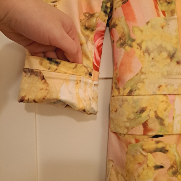 Ted Baker • blazer with rose gold button 🌸✨️ - Picture 6 of 8